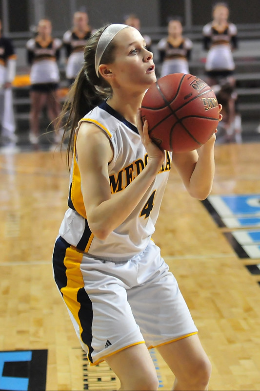 Medomak’s Maggie Cox gets set to put up a shot in first quarter of Friday’s contest. (Courtesy of Skip Hawkes/mainesportsreport.com)