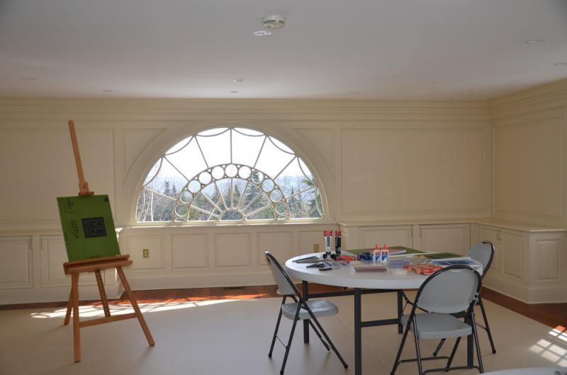 The art room, in one of the outbuildings. (Photo by Lynda Clancy)