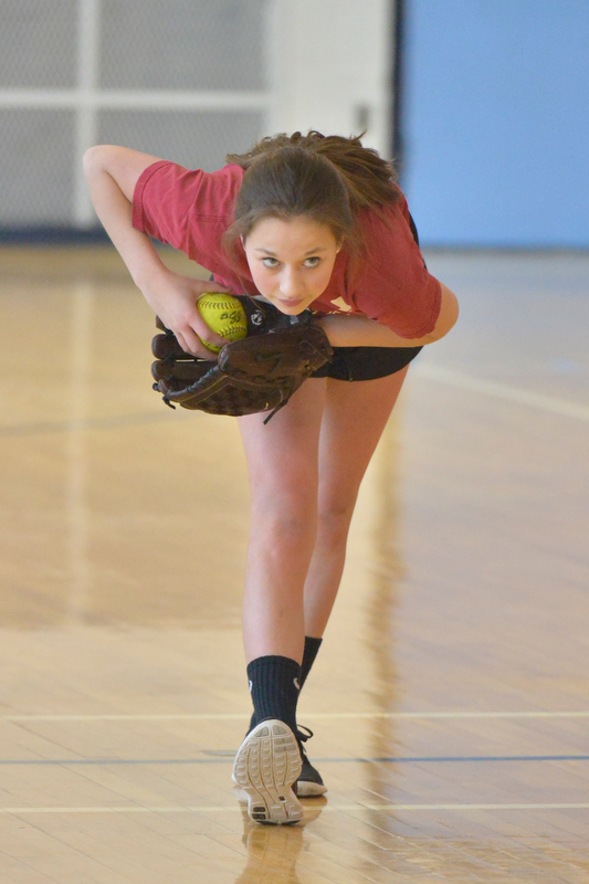 Oceanside’s Kristina Ferguson has a delivery familiar to many past Oceanside fans. (Photo by Ron Hawkes)