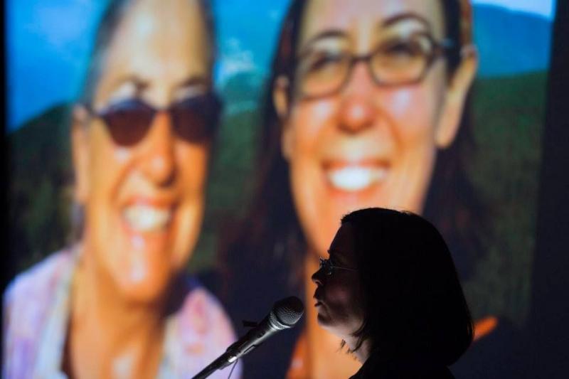 Meghan Vigeant presenting at PechaKucha on Feb 27. photo courtesy Mark Dawson