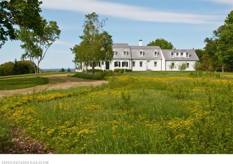 The 1800s farmhouse on Brewster Point. (Courtesy Camden Real Estate)