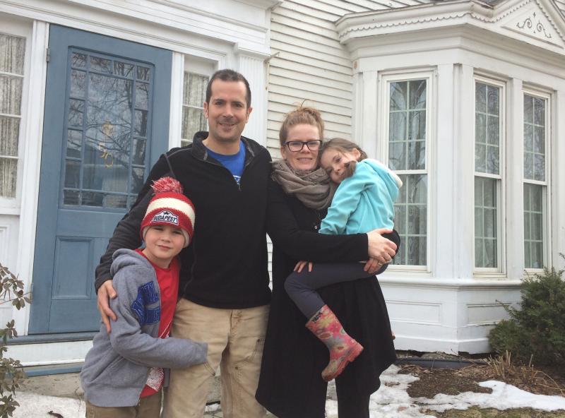 Harris, Andrew, Shannon and Tildy Stewart, outside 50 Elm Street, now the home of the Drouthy Bear. (Photo courtesy Andrew Stewart)