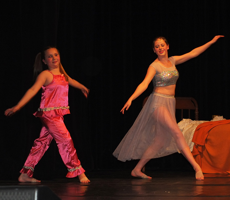 Kelsey Guinn and Sydney Fields.