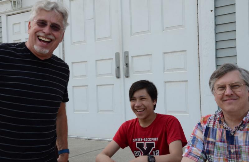 Jerry Stone, Tom Murphy and son. (Photo by Lynda Clancy)