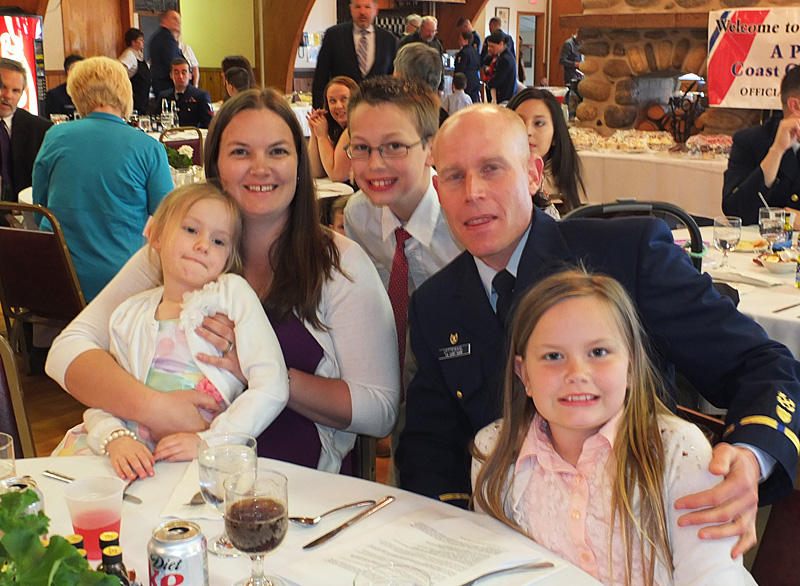Justin Uyttewaal with family, Cassie, Annabelle, Jacob and Elizabeth