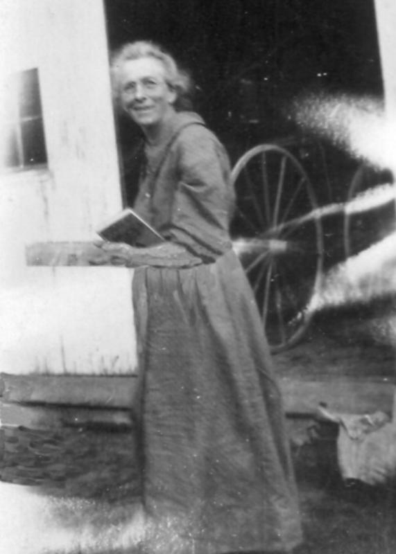 Hattie Fernald Warren, Margaretta Thurlow’s mother, was busy all day long with her farm chores. (Photo courtesy of Lincolnville Historical Society) margaretta thurlow