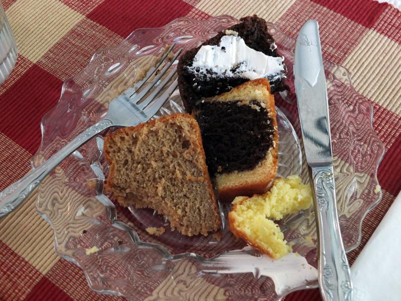 A few samples of cakes were enjoyed by all present at Starlight Custom Cakes on June 5. SUZI THAYER/Boothbay Register