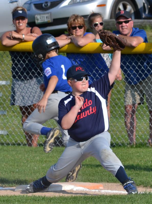 Waldo County’s Drew Bagely, front, and Lincoln County’s Micah Tomassello, back. (Photo by George Harvey)