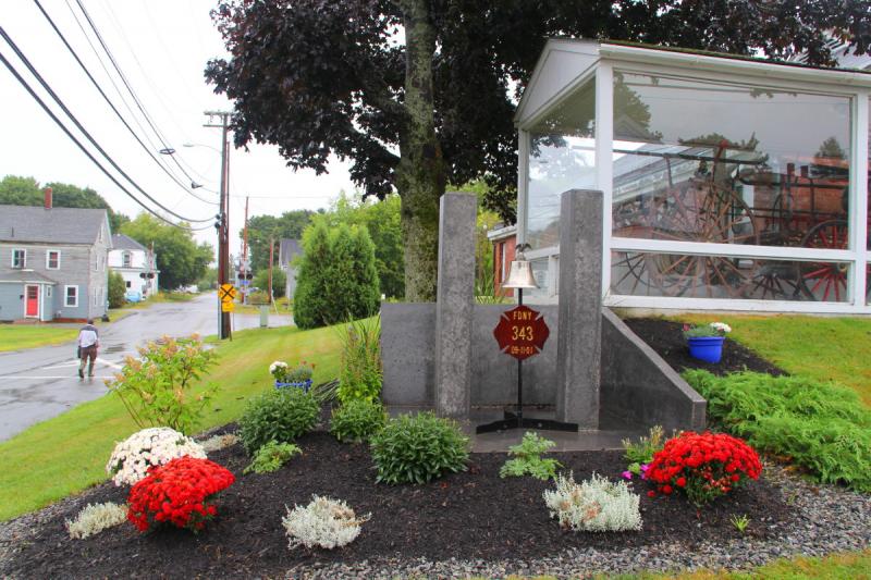 Photo courtesy Alan Athearn/Rockland Fire Department)