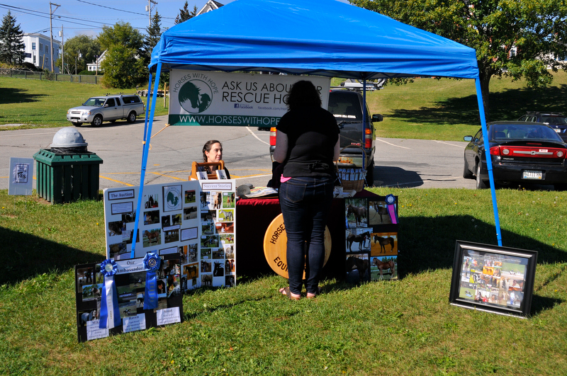 The vendors at the event were knowledgeable people about dogs. How to train them, how to care for them, what to feed them. A lot of information was available. (Photo by Ron Hawkes)