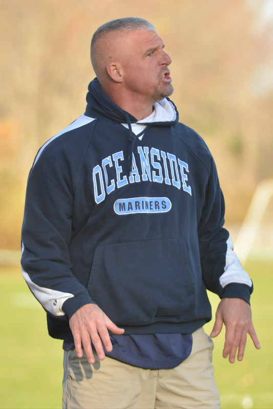 The many expressions of Coach Townsend. (Photo by Ron Hawkes)
