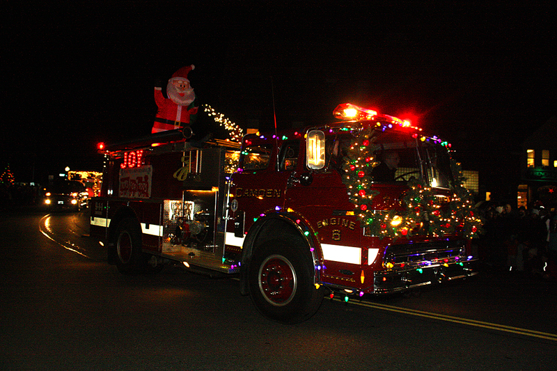 Crowds pack downtown Camden for annual Christmas by the Sea parade