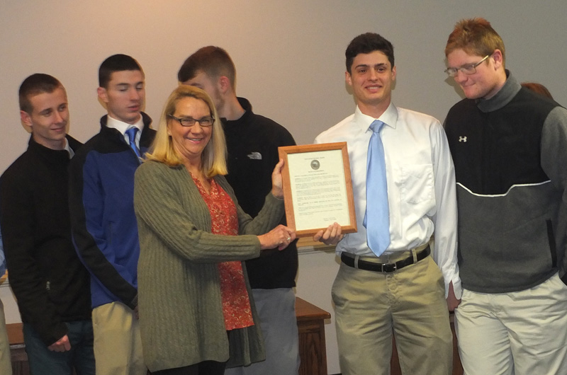 Rockland Mayor Louise MacLellan-Ruf presents the resolve.