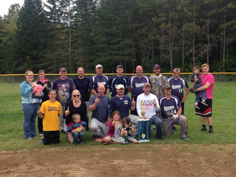 The 2016 Champions, South of the Border. From left in the front row are Andrea Williamson, Sarah Grant, Dwayne Neubig, Andrew Simmons, Steven York and Carlos Arteaga. From left in the back row are Ashley Hunt, Erin Chase, Mike Young, Jeremy Byrd, Mike Jameson, Taylor Williamson, Gordon Simmons, Jarrod Simmons, Eric Hunt and Ashley Geel. (Courtesy Kyle Santheson)