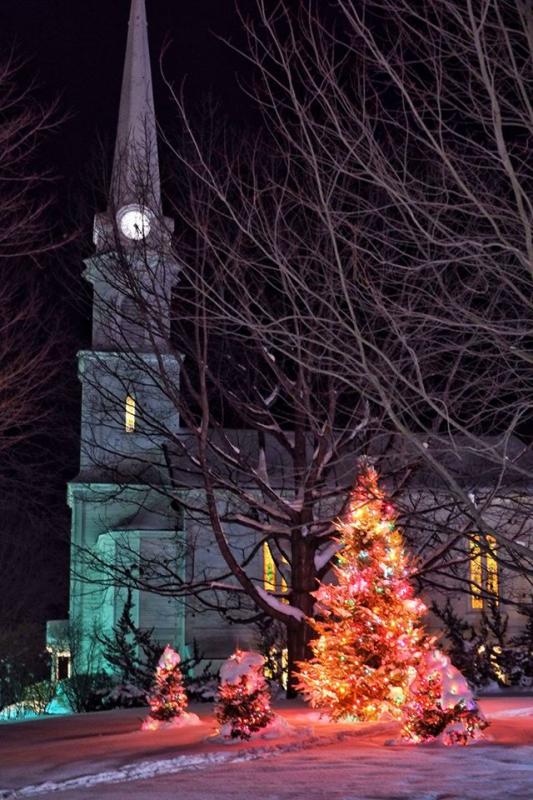 christmas by the sea camden maine 2020 Christmas By The Sea On Its Way To Town Penbay Pilot christmas by the sea camden maine 2020