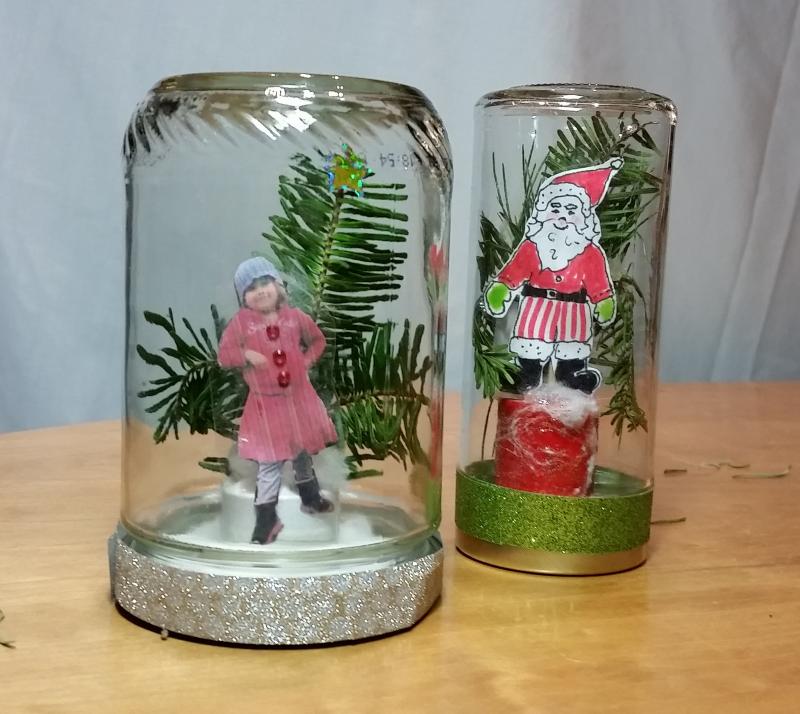 Come to the Lincolnville Library this Saturday and make a personalized snow globe. It’s free and fun!
Photo by Julie Turkevich snow globes
