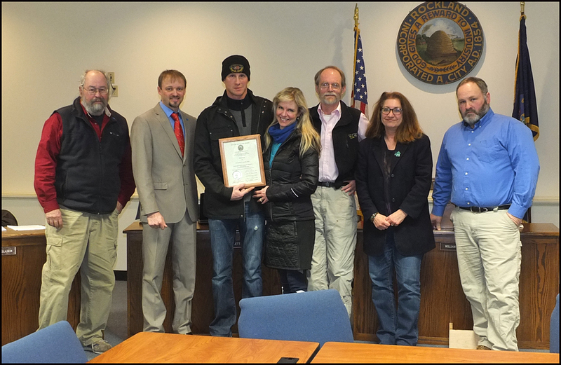 Noah Ames (center) with his wife Jennifer accepts a commendation form the Rockland City Council Monday, Dec. 12. Appearing in the photo is counsilors Ed Glaser, Mayor Will Clayton, Larry Pritchett, Valli Geiger and Adam Ackor. (Photos by Chris Wolf)