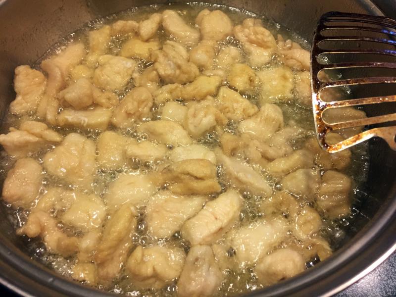 Cookin’ chicken for chicken curry. SUZI THAYER/Boothbay Register