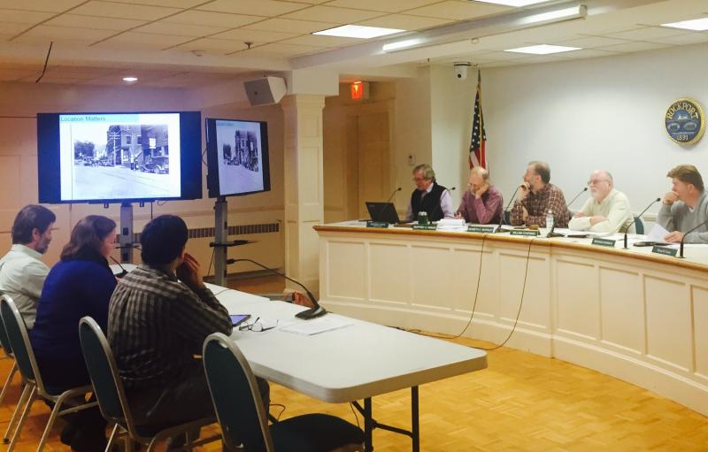 The Rockport Select Board, at the podium (Town Manager Rick Bates, Selectmen Geoff Parker Ken McKinley, Bill Chapman and Brendan Riordan), talk with Rockport Assessor Kerry Leichtman, consultant planner Jane Lafleur and Rockport Planner Jamie Francomano at a Feb. 16 meeting. Landscape architect Terry DeWan skyped into the meeting, as well. (Photo by Lynda Clancy)