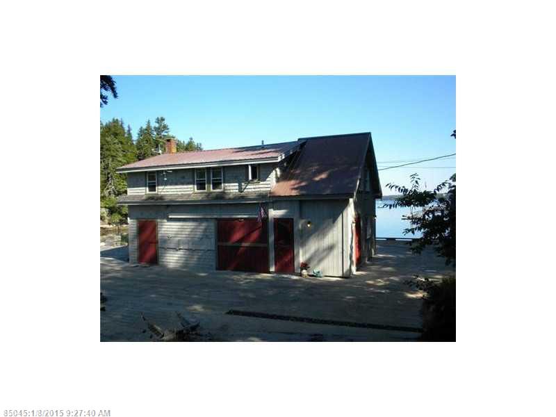 Boothbay Lobster Pound! 5.45 acres (+/-) and 1,700 sq. ft. of water frontage, extensive wharf and dockage located in a protected cove on the Damariscotta River. 180 Farnham Point Road, Boothbay. 180 Farnham Point Road, Boothbay, Maine Newcastle Realty