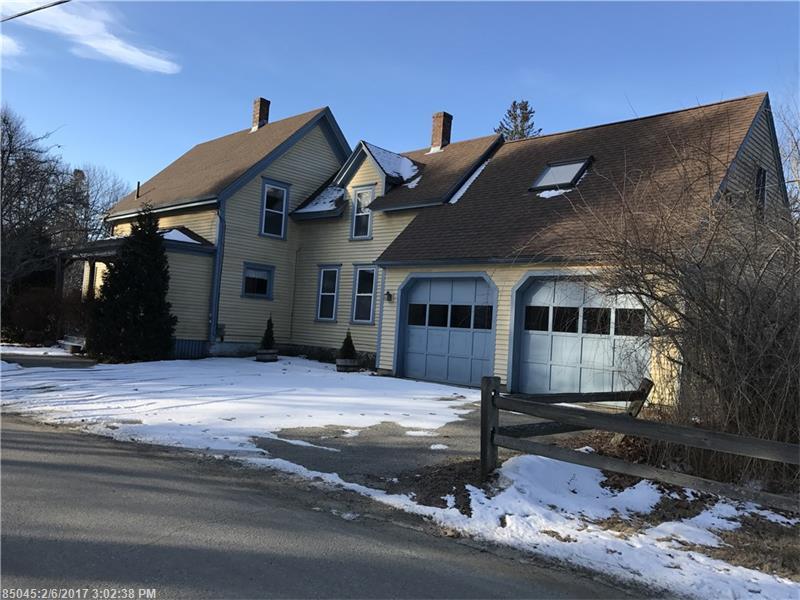 Close to West Harbor Pond, Boothbay Harbor Yacht Club and downtown Boothbay Harbor. Year round, 4 bedroom with 2 car garage, above studio apartment with separate outside deck and peaceful back yard. 28 Lakeview Rd, Boothbay Harbor 28 Lakeview Rd, Boothbay Harbor, Maine Newcastle Realty