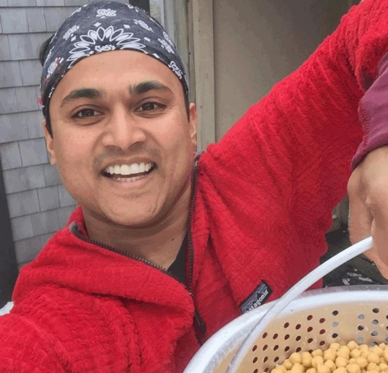 Arif Shaikh preparing a dish for his Camden Top Secret Curry Club. (Photo courtesy Arif Shaikh) Ari