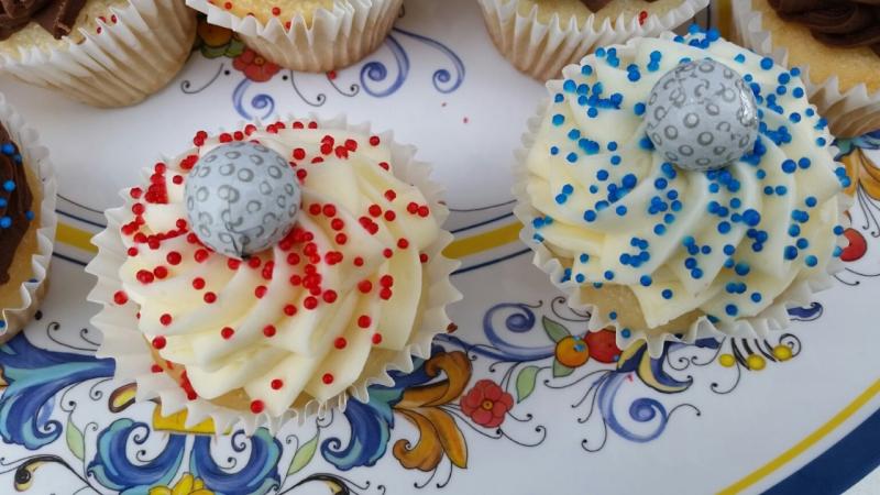 Notice the miniature golf balls on the cupcakes? A creative detail added by Sweet Sensations in Rockport. (Photo by Sarah Shepherd)