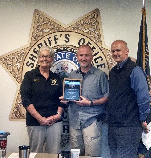 Lieutenant Reginald Walker is recognized for 30 years of service with the Knox County’s Sheriff’s Office. (Photo courtesy of the Knox County Sheriff’s Office)