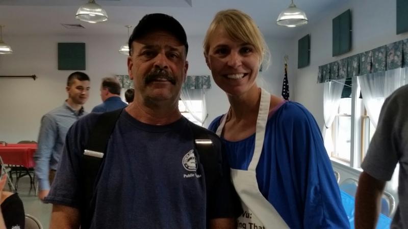 Keryn Annis and his daughter, Marci-Annis-Casas. (Photo by Sarah Shepherd)