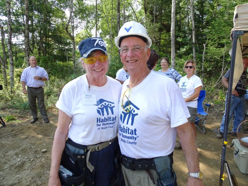 Care-A-Vanners Carolyn and Don Sparks pose. (photo by Erica Thoms)