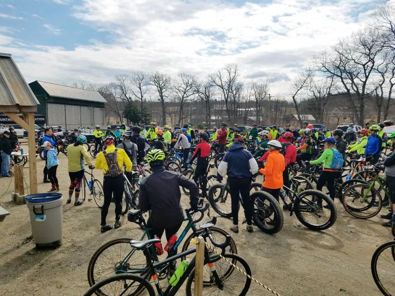 Group photo at start. (Photo courtesy Stacey Keefer)