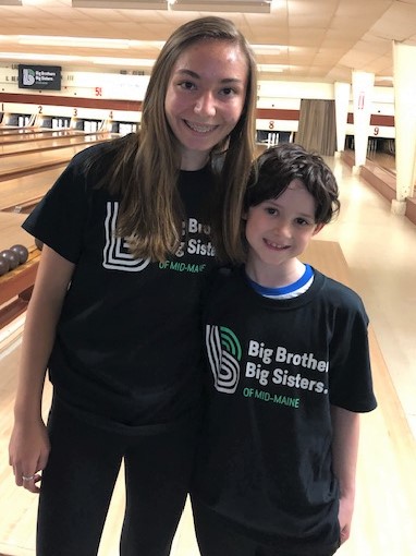 Camden Hills Regional High School sophomore and Big Sister Bella Gallace and her Little Sister Starla Robbins, Bowl for Kids’ Sake to raise money for Big Brothers Big Sisters of Mid-Maine. Bella was the top fundraiser of the event, collecting $1,343 in pledges. Bella and Starla have been matched for two years as part of the BBBS youth
mentoring program at Camden-Rockport Elementary School. (Photo courtesy Big Brothers Big Sisters of Mid-Maine)