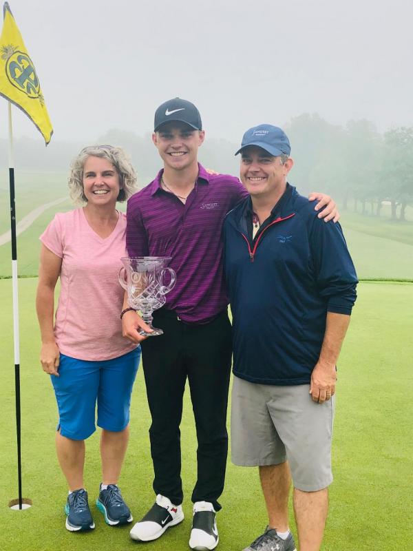 Cole Anderson with mother, Tia, and father, Derek.