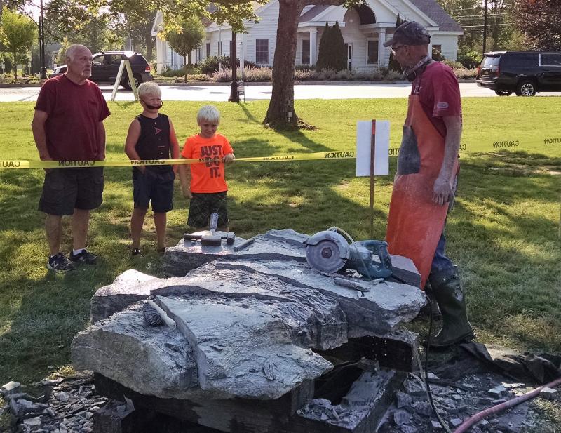 Mark Herrington talking sculpture with Michael Hilgendorf and sons Demetrius and Dakota of Boothbay. Margaret Hoffman photo