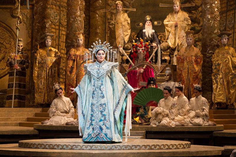 Christine Goerke in the title role of Puccini's Turandot. (Photo: Marty Sohl/Metropolitan Opera)