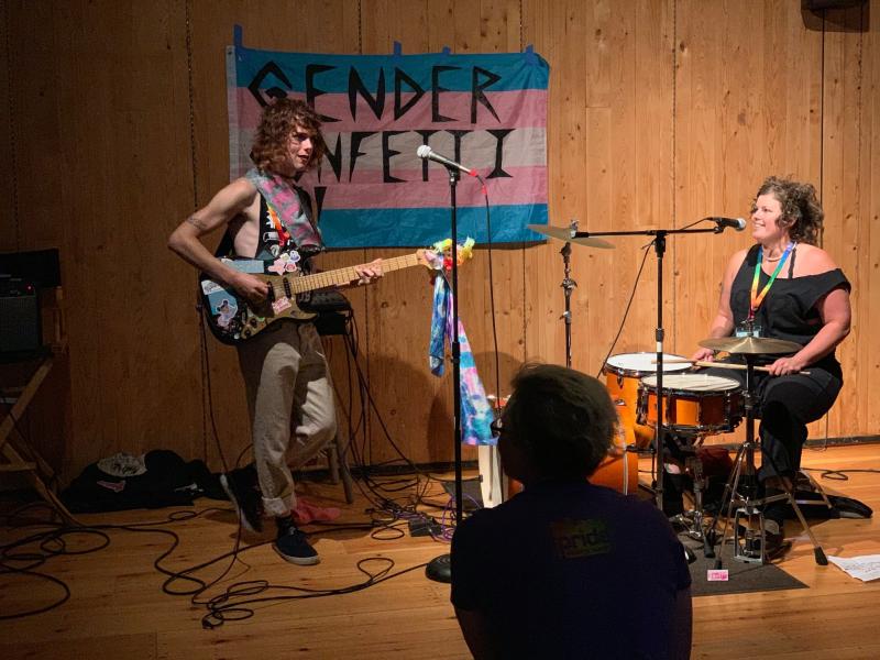 Gender Confetti is a cute queer punk band from Madison, WI, made up of Elyse Clouthier (all pronouns) and Sylvia Johnson (they/them or she/her). The duo pulls sonic inspiration from a wide range of genres, including riot grrrl, surf rock, hardcore, pop punk, and disco glam. (Photo courtesy Gender Confetti)