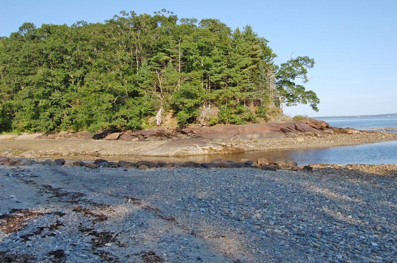 This is the channel through which boats are often brought into the landlocked bay (Hop), and is only passable for deeper keels at high tide. (Photo courtesy Dennis Cerrotti)