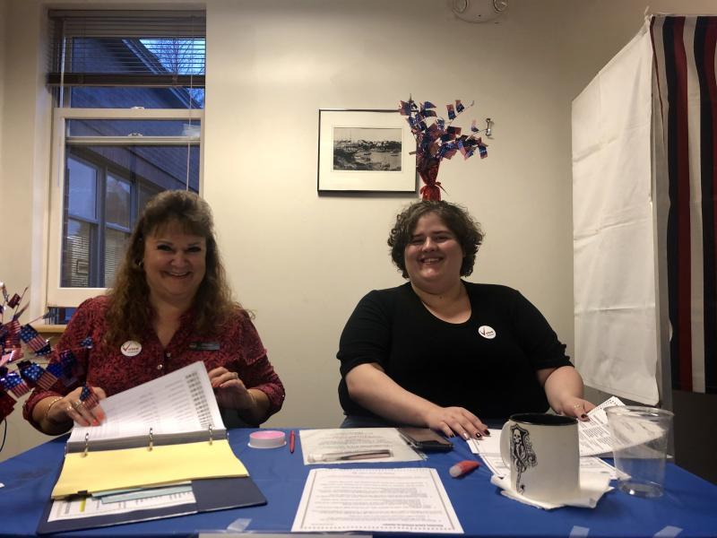 Checking Rockport voters in to the polls Nov. 5, 2019 were Diane Hamilton, Rockport’s executive administrative assistant, and Heaven Bartlett. (Photo by Lynda Clancy)