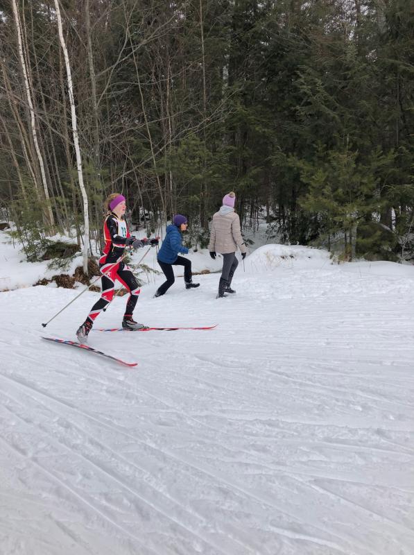 Katie Thorn approaching the finish of the 3k. (Courtesy Saphrona Stetson)