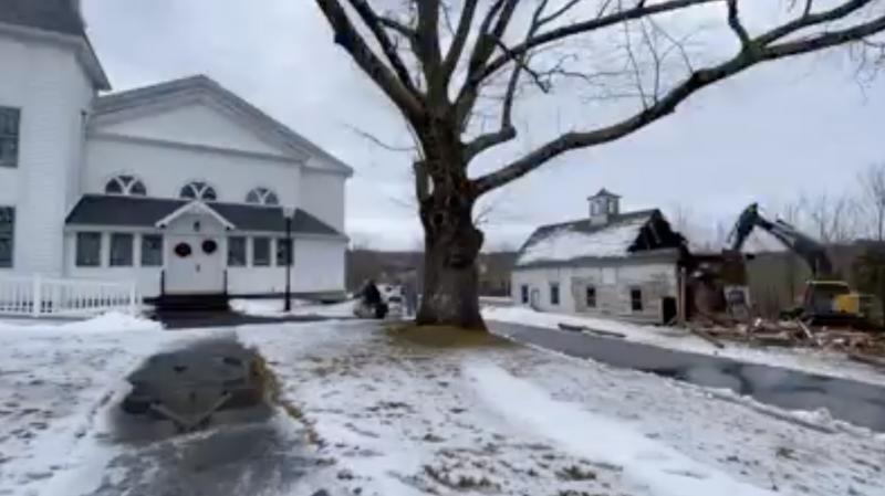 The January 2020 demolition of the Second Congregational Church of Warren was captured on time-lapsed video. Click here to watch the full job (photo and video courtesy Hope Creighton): facebook.com/SecondCongregational/videos/?ref=page_internal