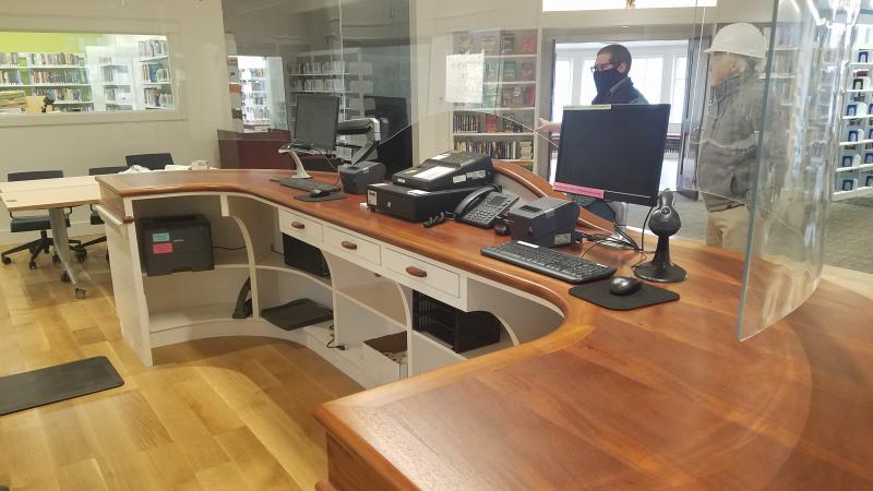 interior%20-%20circulation%20desk%203.jpg