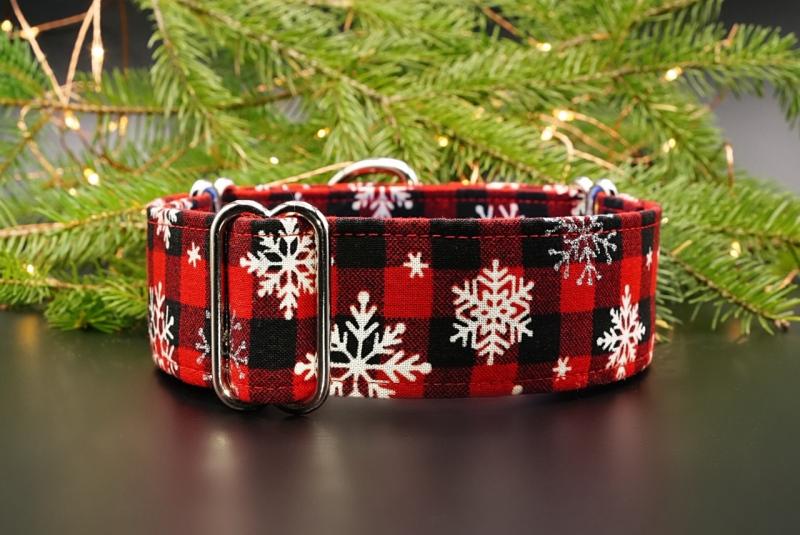 A collar produced by Vinalhaven’s An Hanna. (Courtesy photo)