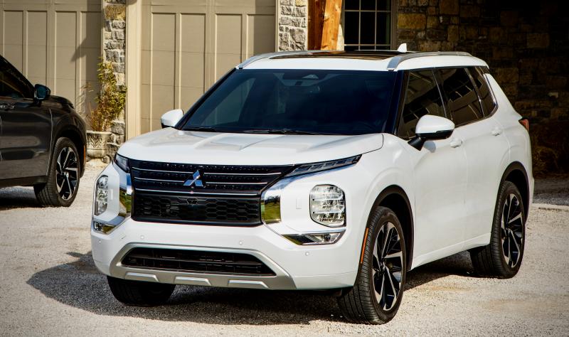 Except for the tri-diamond logo, the handsome 2022 Outlander is unrecognizable as a Mitsubishi.