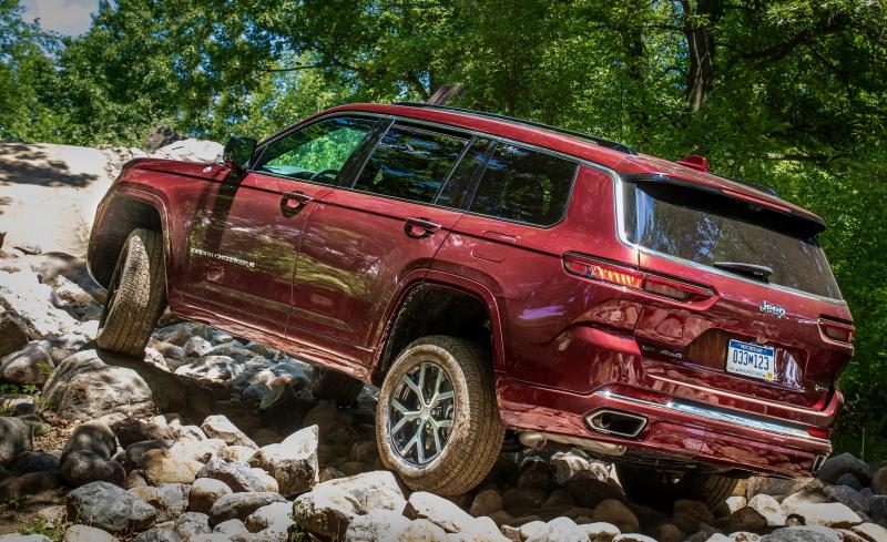 Jeep takes its off-road reputation seriously, even if very few L-model buyers will ever go there. This color is called Velvet Red.