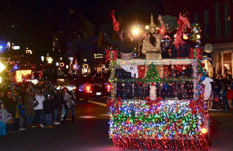 Camden Christmas By The Sea 2022 Joy And High Spirits Fill Camden With Start Of Holiday Season | Penbay Pilot
