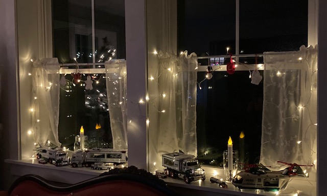 Xmas light magic. (Photo by Jane Schroeder)
