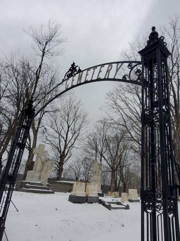 Grove Cemetery