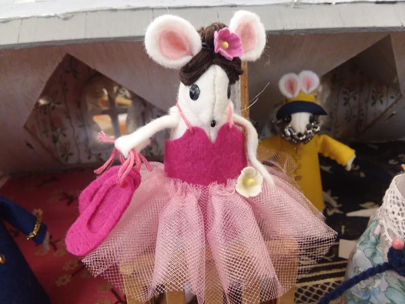 Ballet mouse. Photo by Kay Stephens