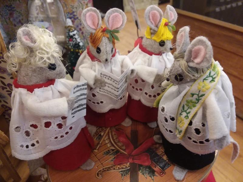 Choir mice. Photo by Kay Stephens