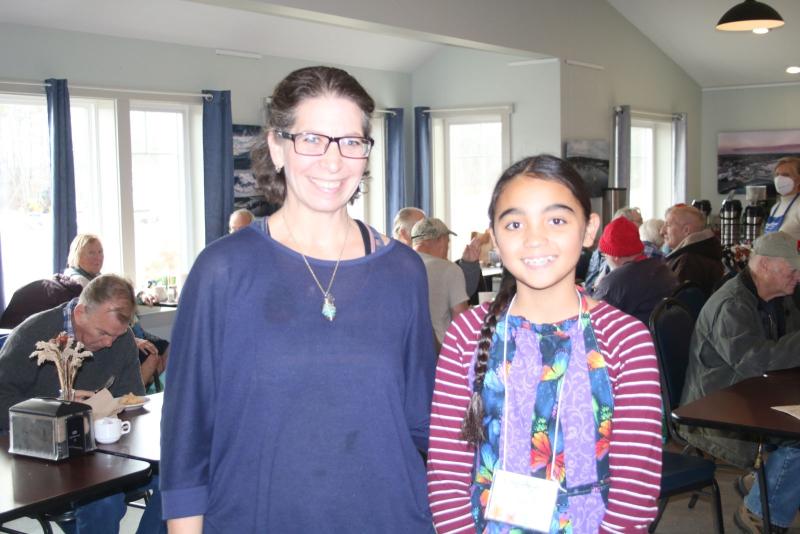 Maria Jacobs (L) and Allie M.
(photo by Erica Thoms)